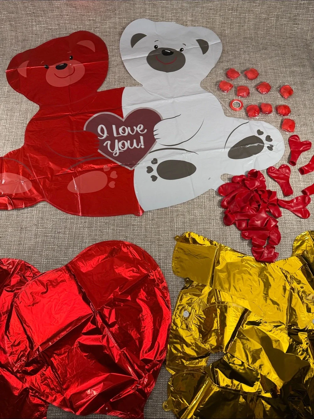 Valentine, wedding, romantic love Teddy Bear Foil Balloon Set over 1,000 pcs